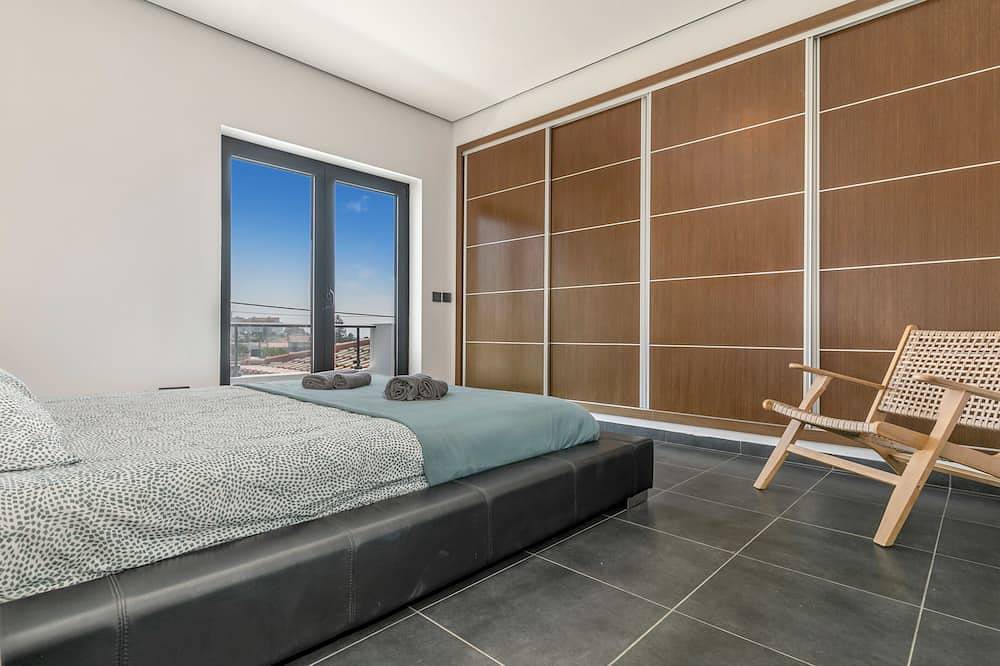 Casa Amizade - mit atemberaubendem Meerblick! in Arrifana, Aljezur