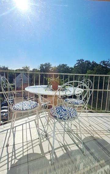 Gîte pour 3 personnes, avec terrasse et vue à Erstein