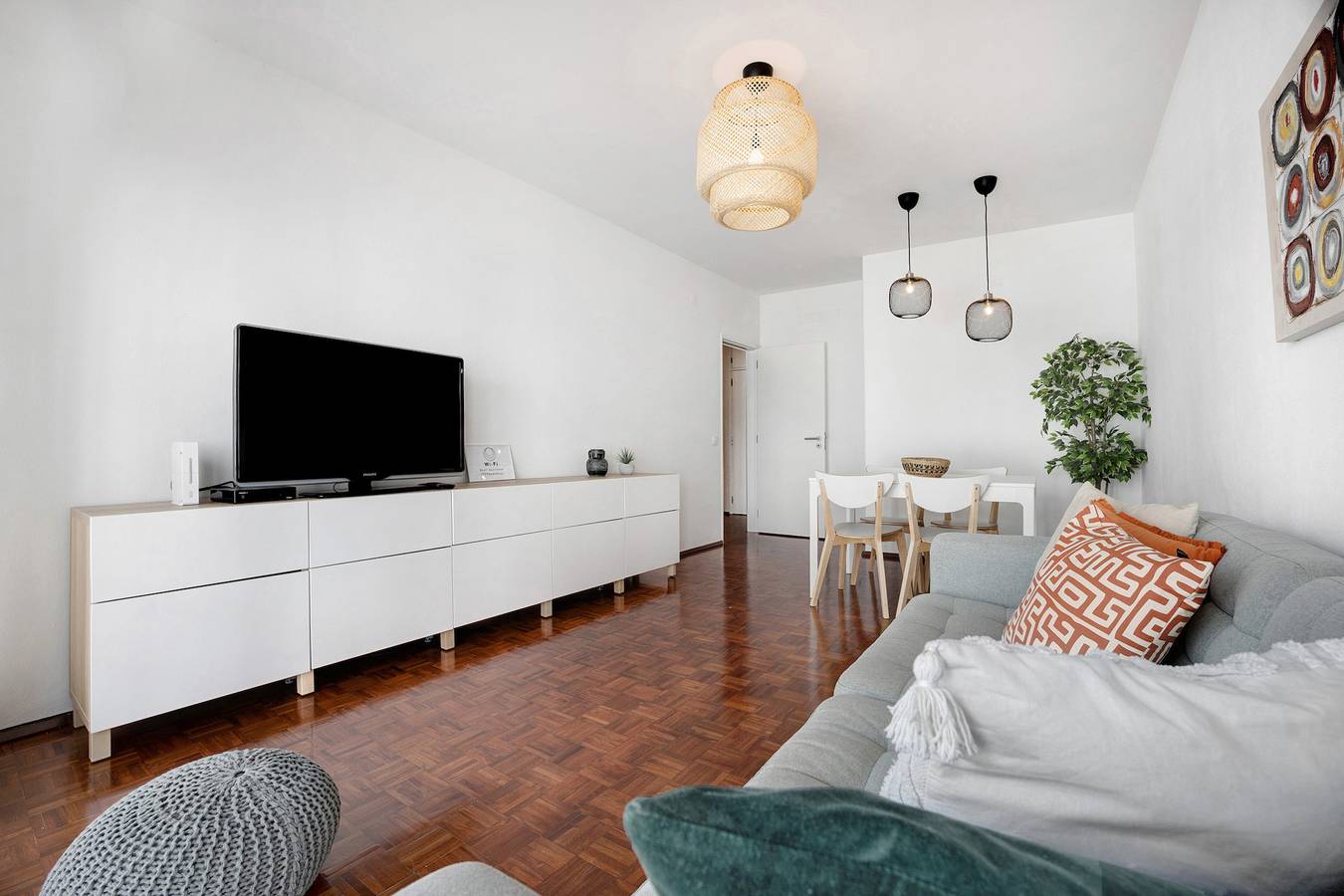 Entire apartment, 'Apartamento Shell' close to the Beach and the City center in Santa Maria, Lagos