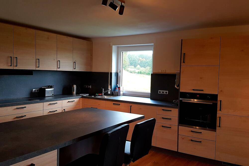 Ganze Wohnung, Ferienwohnung \"Herrlicher Ausblick\" in Moosbach - Ruhe, Stil & Natur vereint! in Moosbach, Naturpark Nördlicher Oberpfälzer Wald