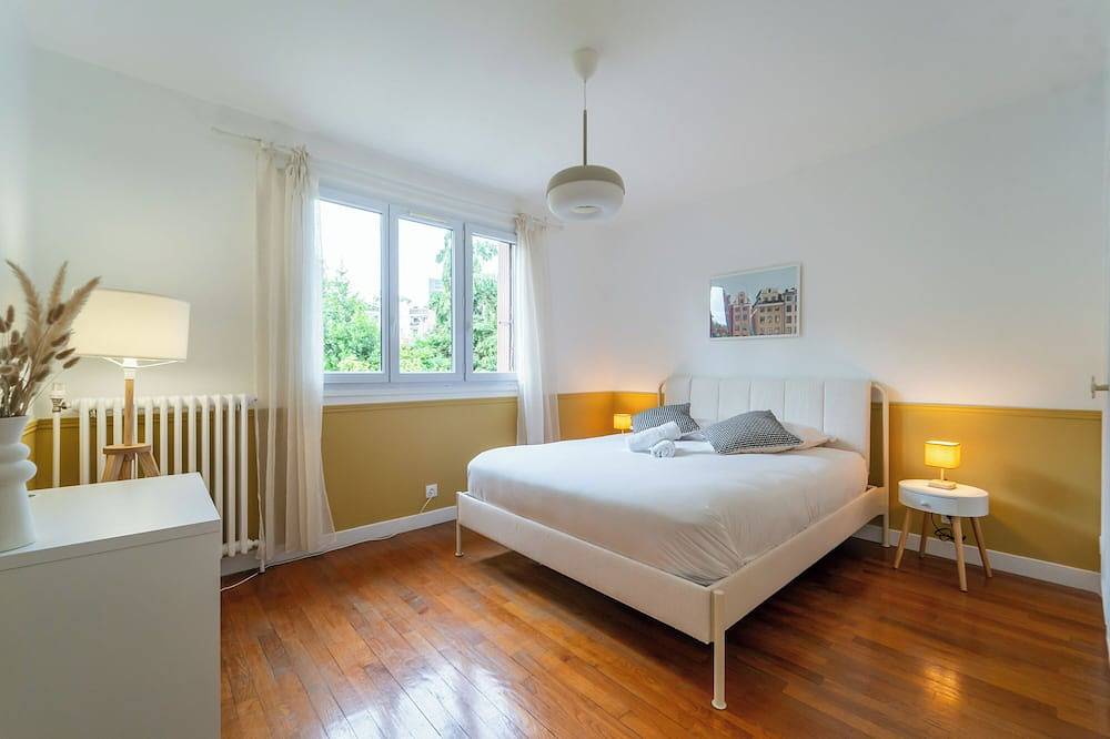 Villa 8 Chambres/15 Lits - 20 min Paris Centre in Aulnay-sous-Bois, Seine-Saint-Denis