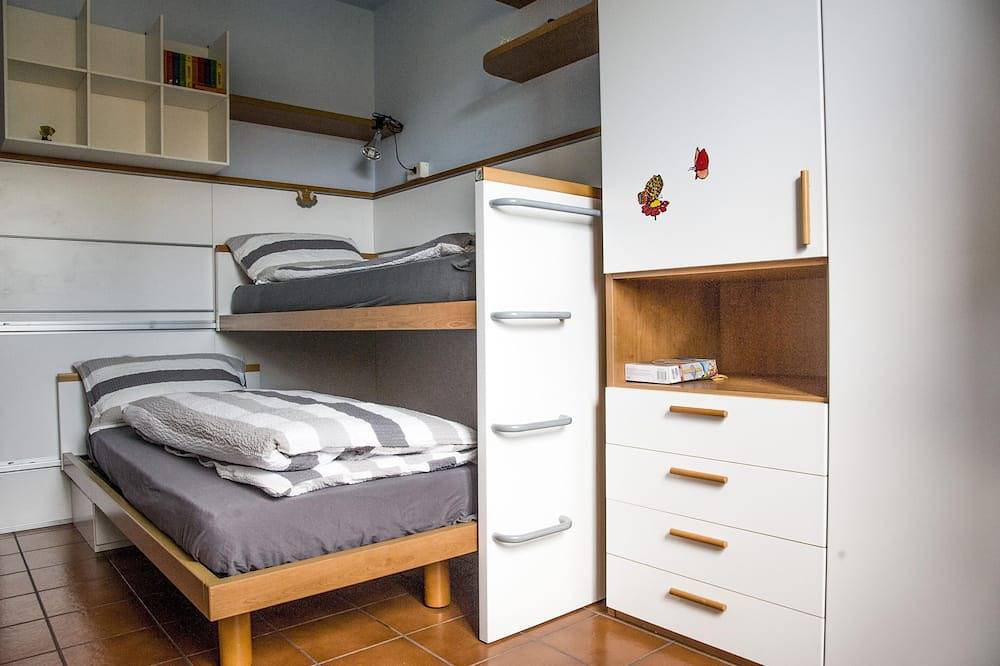 Ganze Wohnung, Zentral und ruhig gelegene 3½-Zimmer-Wohnung mit herrlicher Seesicht in Cannero, Cannero Riviera