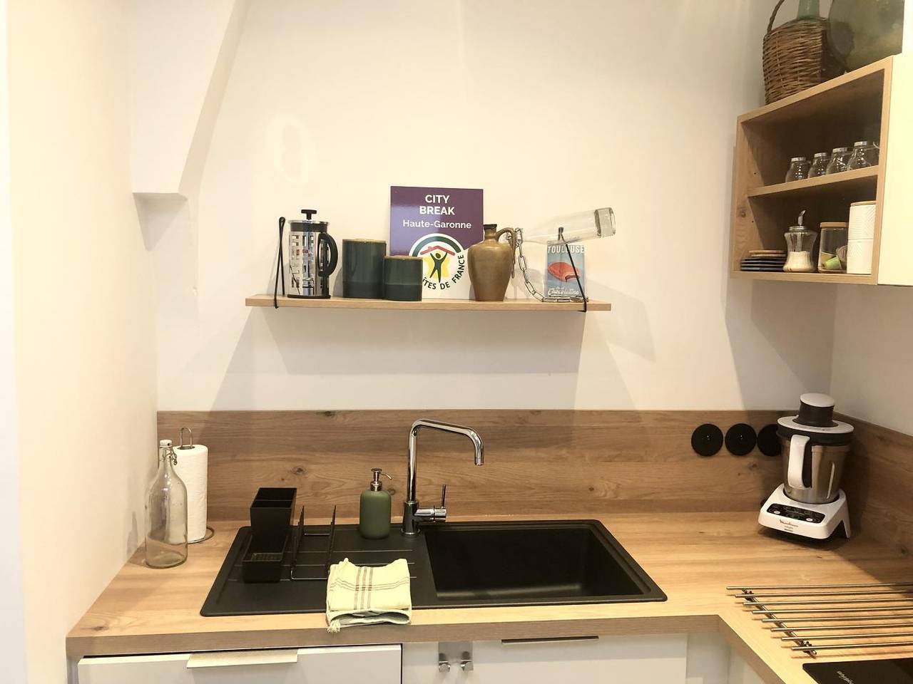 Elégant appartement urbain avec parking : explorez la ville à pied! in Minimes-Barrière de Paris (Toulouse), Toulouse