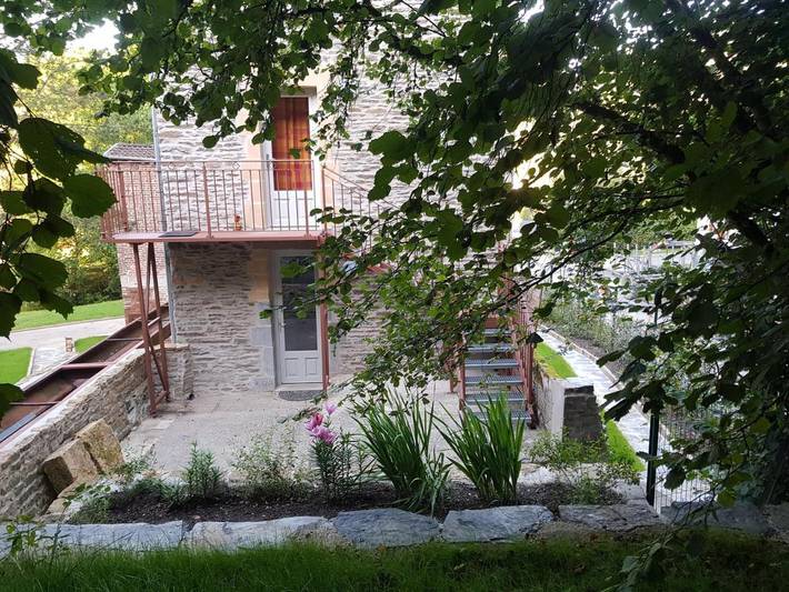 Gîte pour 4 personnes, avec vue et jardin dans Neufmanil