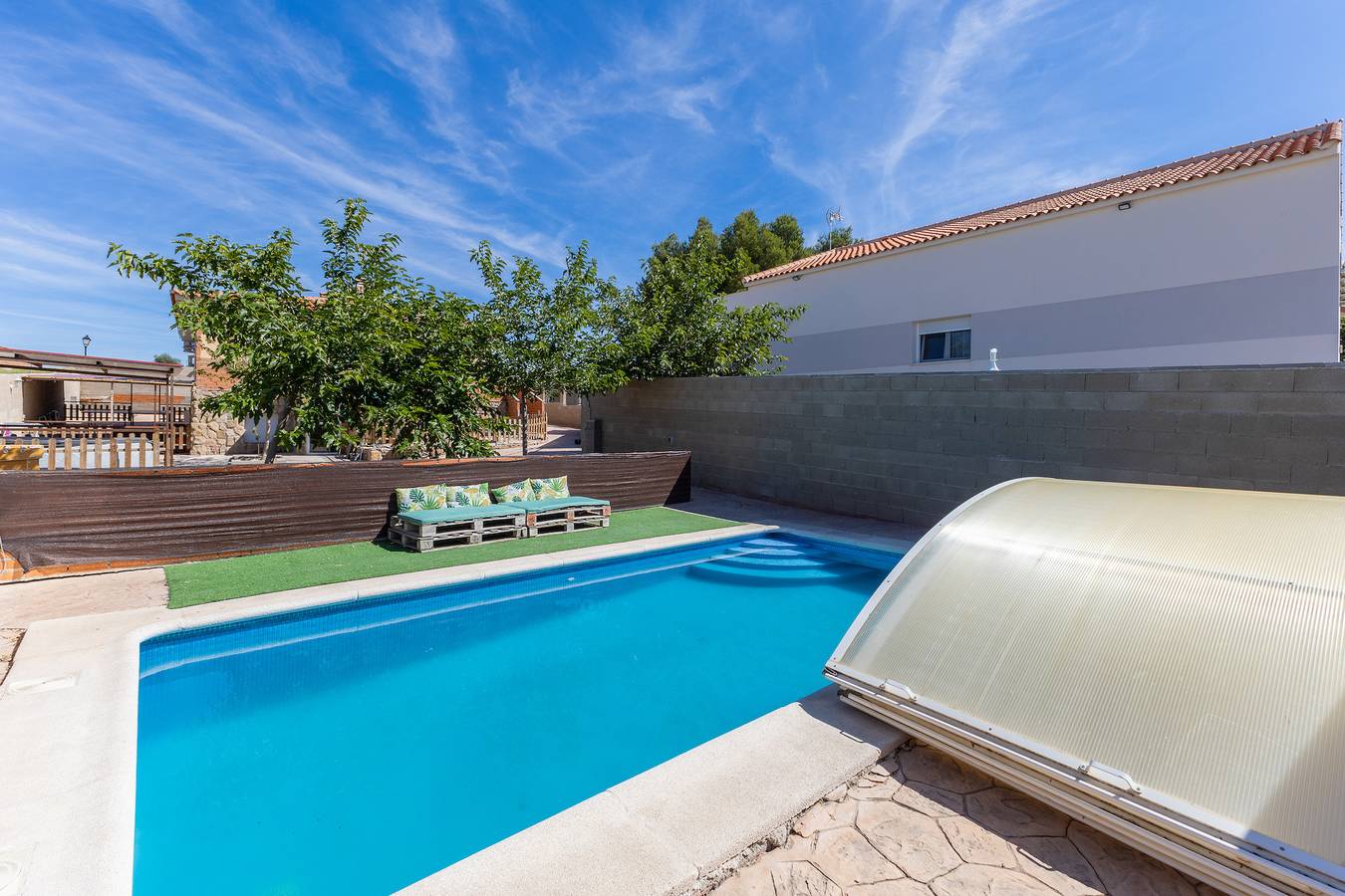 Casa rural 'Finca Los Nieto' con piscina privada, Wi-Fi y aire acondicionado in Fuentidueña de Tajo, La Alcarria