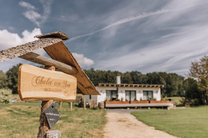 Ferienhaus für 4 Personen, mit Balkon und Terrasse sowie Garten und Seeblick in der Oberlausitz