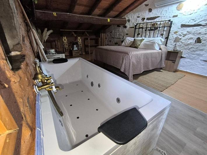 Casa de vacaciones para 6 personas, con jacuzzi además de piscina y jardín, Familias con niños en Provincia de Cáceres - 4