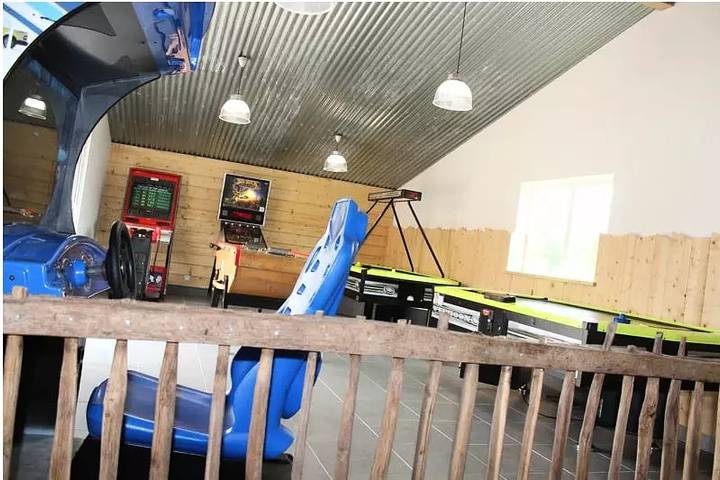Mobil home pour 10 personnes, avec piscine, animaux acceptés à Givrand - 3