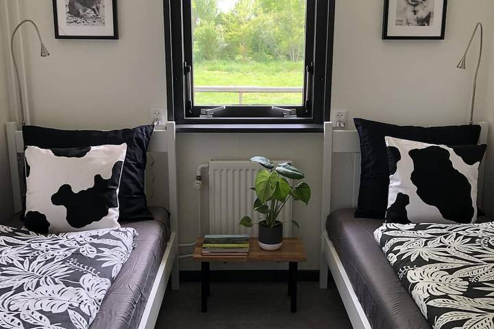 De Duif - Small country house, directly on the lake, in a nature reserve in Breukelen, Groene Hart