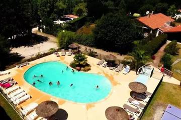 Camping pour 4 Personnes dans Biscarrosse, Côte d’Argent, Photo 4