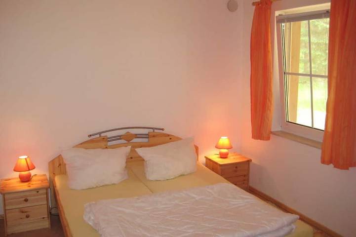 Ferienwohnung für 4 Personen, mit Terrasse und Sauna sowie Garten in Himmelpfort - 2