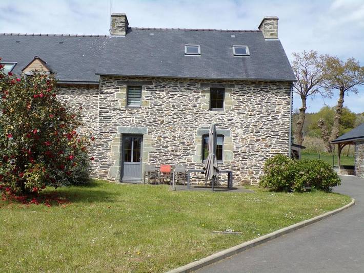 Location de vacances pour 6 personnes, avec jardin et terrasse, animaux acceptés dans Guerlédan - 2