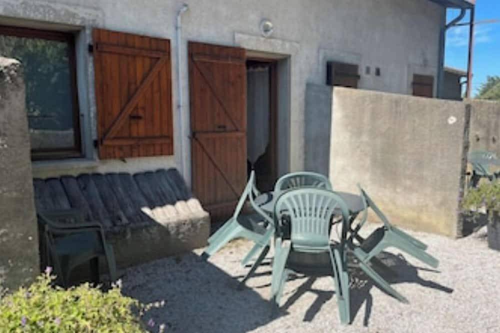 Semi-Detached Cottage in St. Ferréol-le-Lac / Vacation at the Foot of the Montagne Noire in Revel, Lauragais