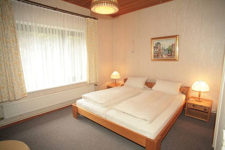 Ferienwohnung für 4 Personen, mit Terrasse und Garten in Schneverdingen - 3