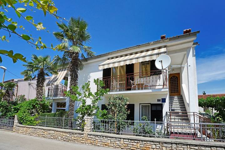 Ferienwohnung für 3 Personen, mit Balkon/Terrasse in Poreč - 2