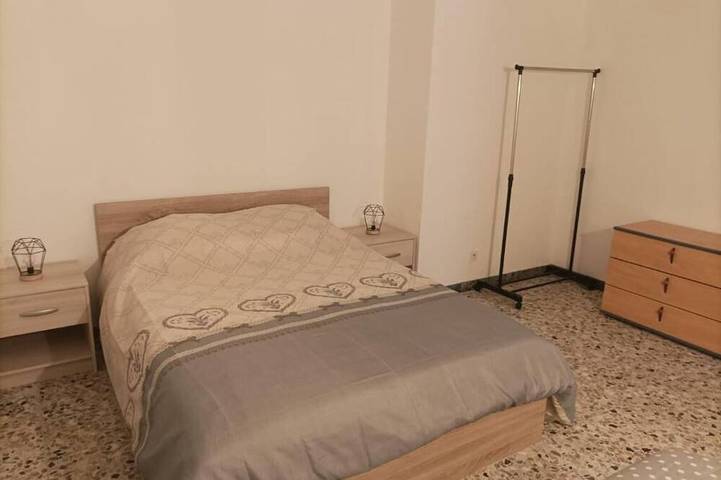 Gîte pour 7 personnes, avec jardin et terrasse dans Château-Gontier-sur-Mayenne - 3