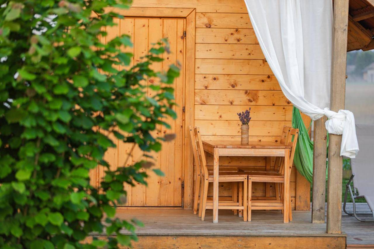 Glamping Kolpa Resort in Möttling, Slowenien