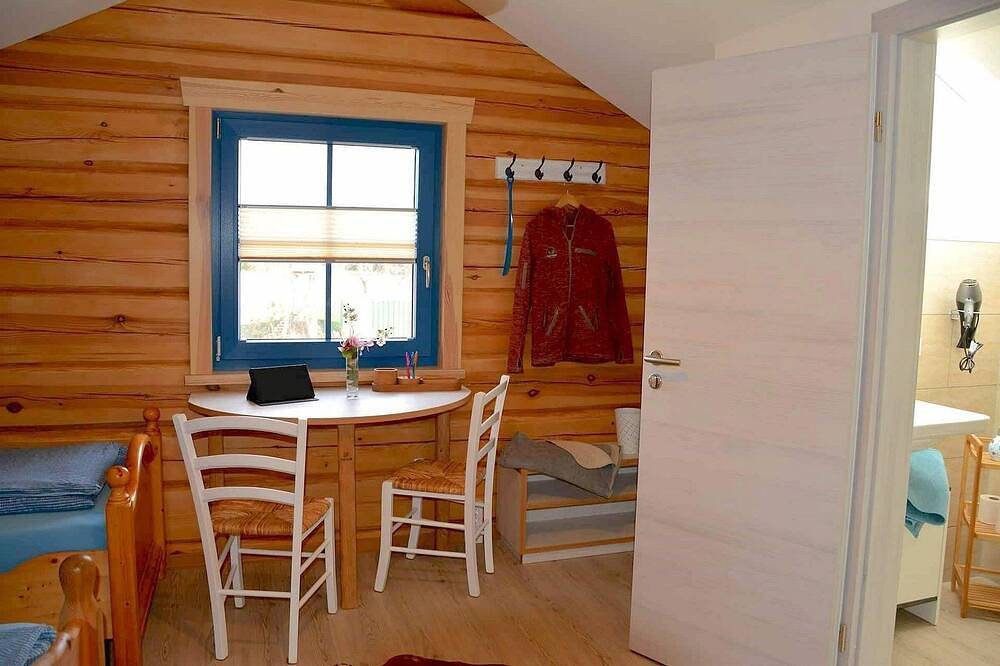 Ganze Wohnung, Ferienzimmer Wels-Bude mit Dusche/Wc in Quitzdorf am See, Oberlausitz-Niederschlesien