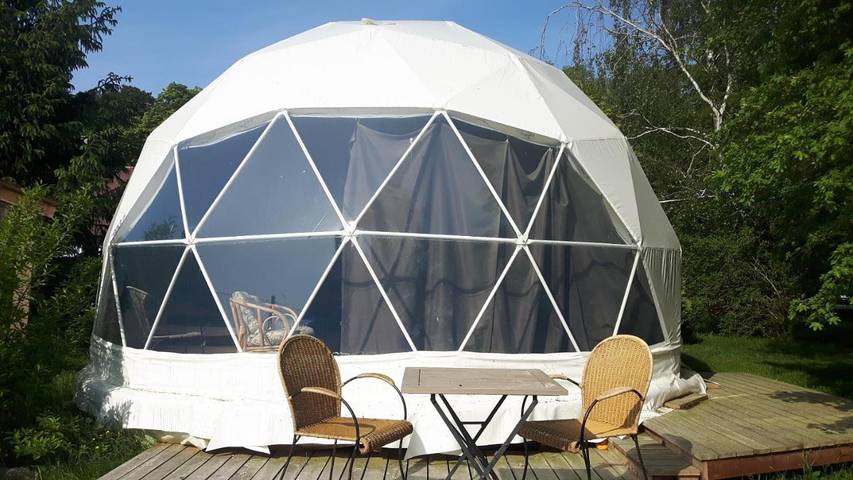 Camping für 4 Personen, mit Seeblick und Pool sowie Garten, mit Haustier im Stettiner Haff - 3
