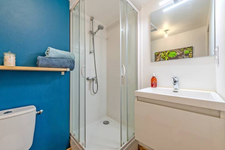 Appartement entier, Bleunienn - Studio au cœur du centre-bourg in Plougastel-Daoulas, Région de Brest