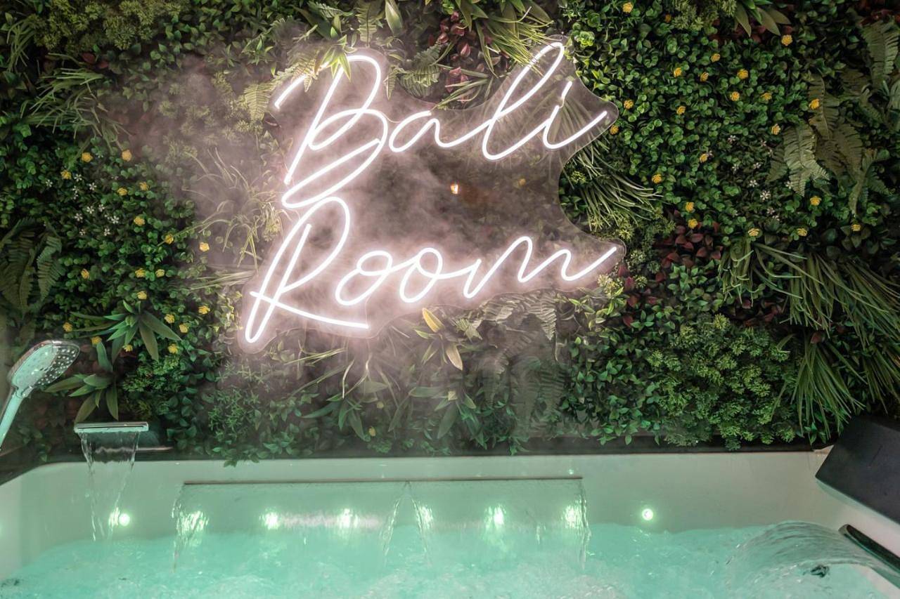 Appartement entier, Bali Room / Magnifique studio évasion Jaccuzi in Montgeron, Essonne