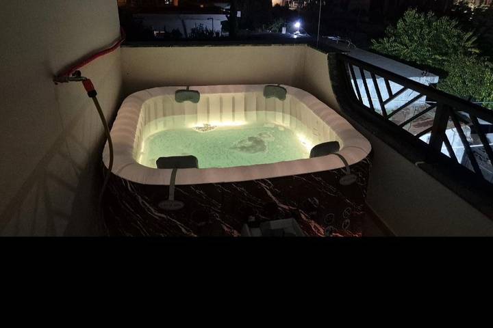 Villa pour 4 personnes, avec jacuzzi et jardin, adapté aux familles en Albanie - 3