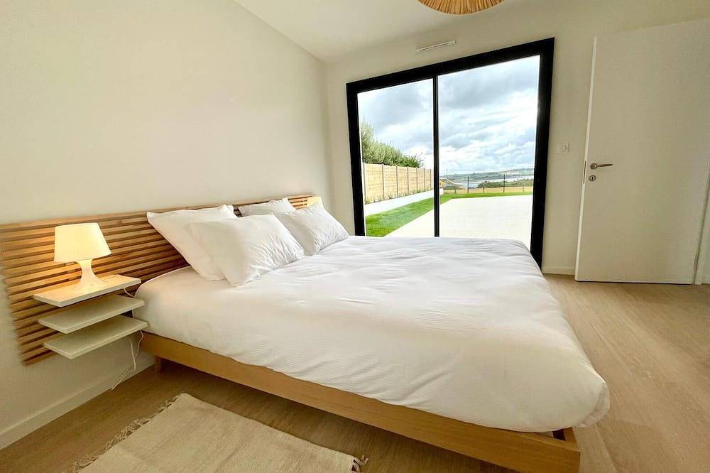 Casa-Moderno-Baño privado-Vista de la bahía in Carantec, Ceinture Dorée