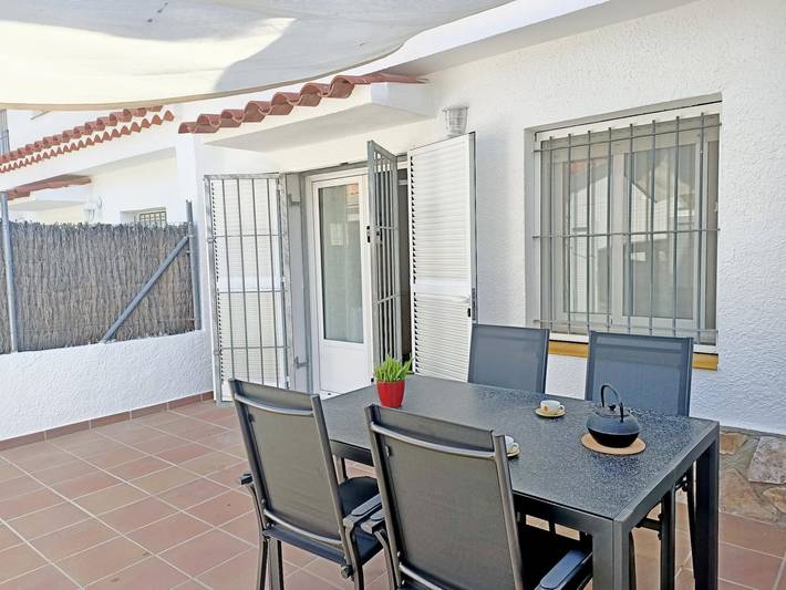 Ferienhaus für 4 Personen, mit Terrasse und Garten in l'Escala - 2