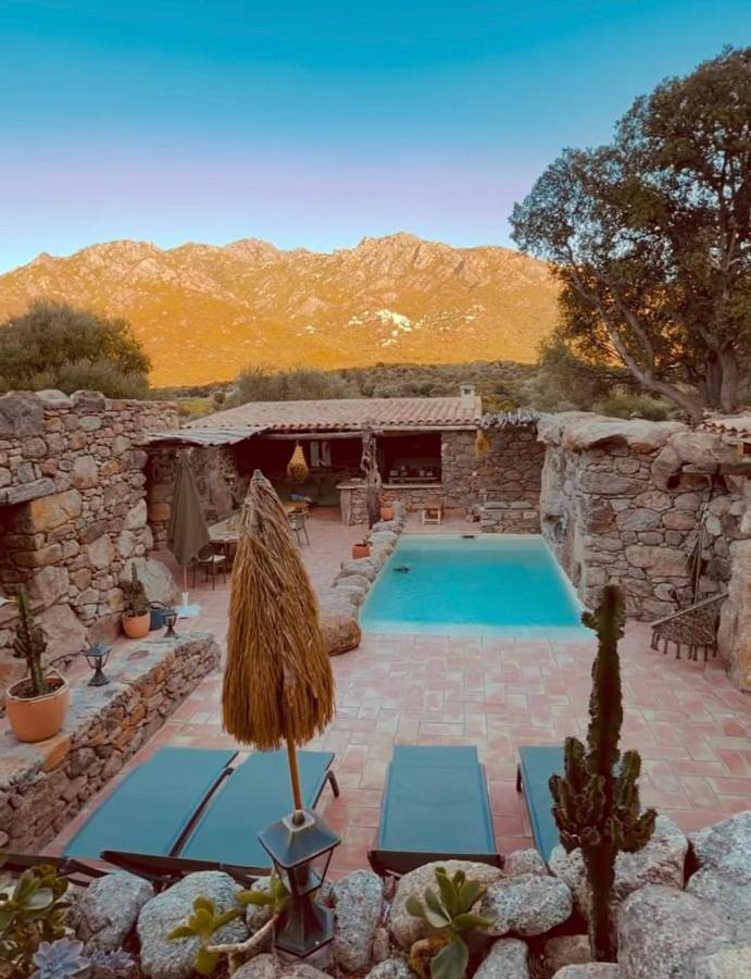 La Casa D'Ange Bergerie 5 étoiles de Luxe Piscine chauffée in Lama, Région de Calvi