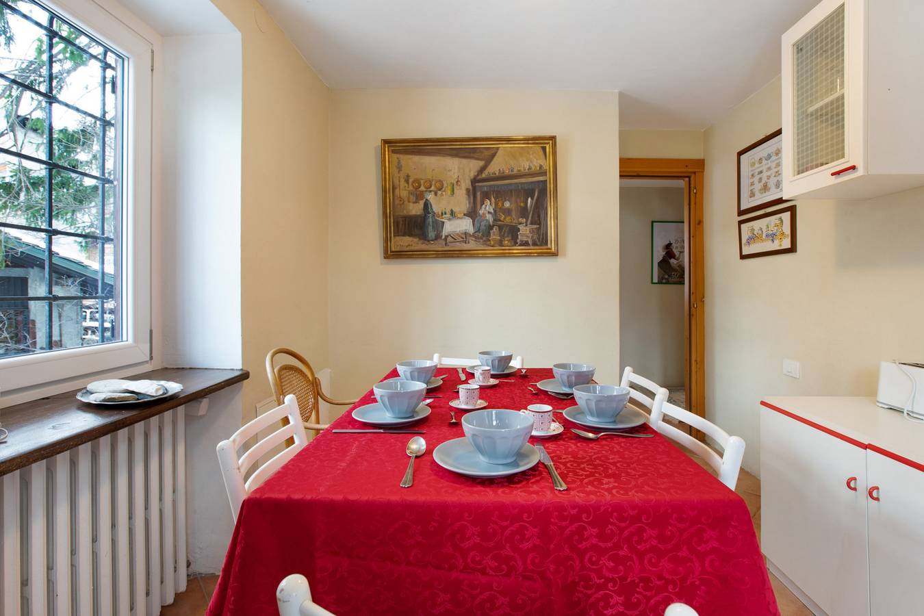 Ganze Wohnung, Ferienwohnung 'Maison Esterina Vista Monte Bianco' mit Bergblick, Gemeinschaftsgarten und Wi-Fi in Entreves, Courmayeur