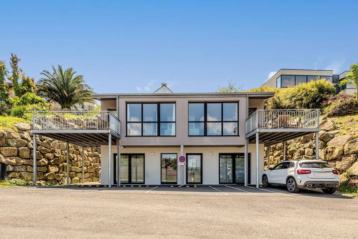 Appartement entier, Appartement 'Les Terrasses De La Palud' avec vue sur mer et terrasse privée in Landéda, Région de Brest