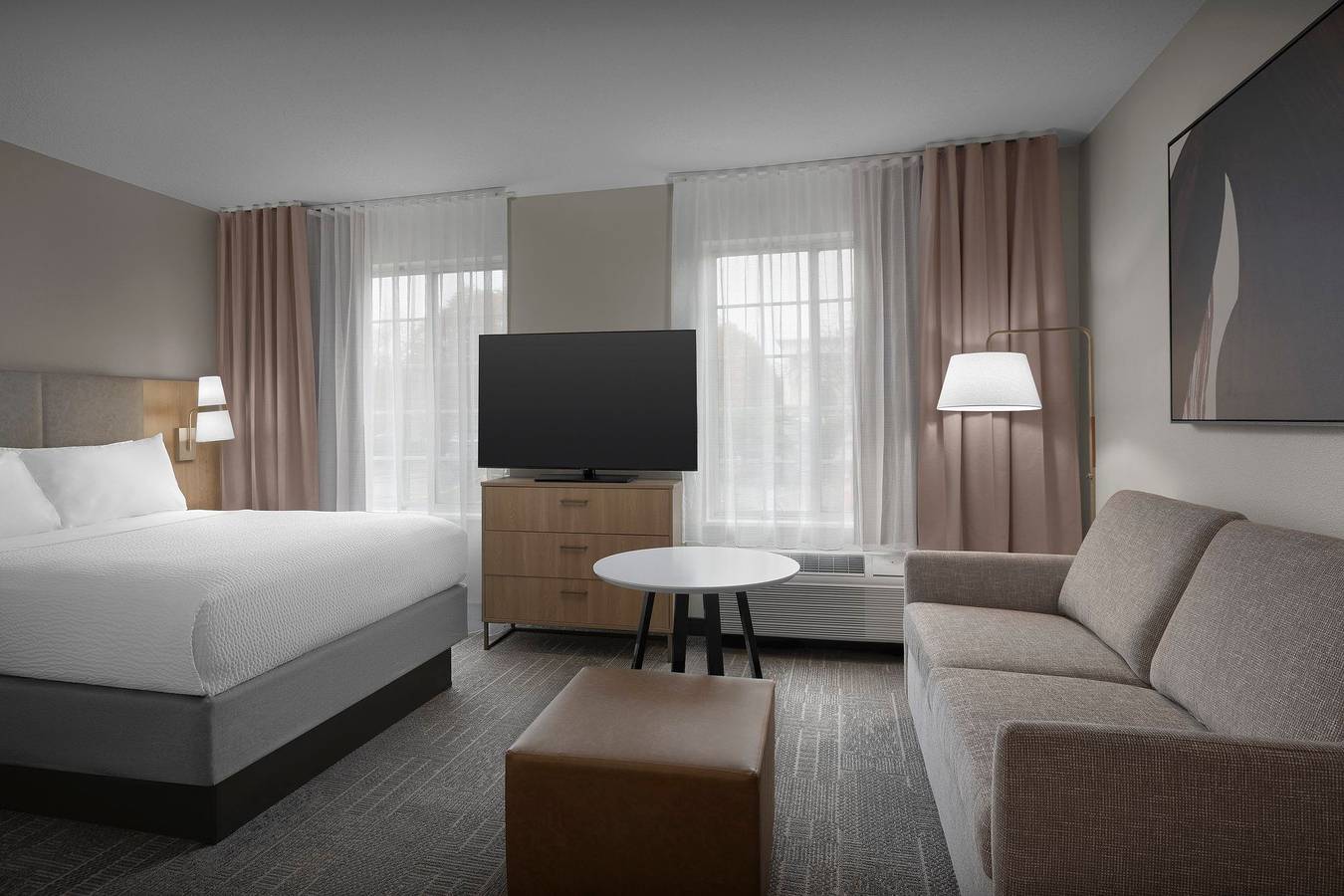 Entire studio, Staybridge Suites Raleigh Arpt-Morrisville in Wake County