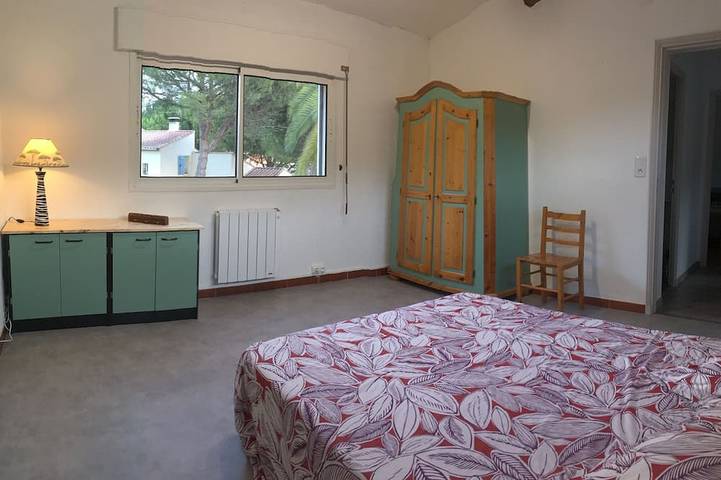 Location de vacances pour 6 personnes, avec terrasse et jardin à Armissan - 4
