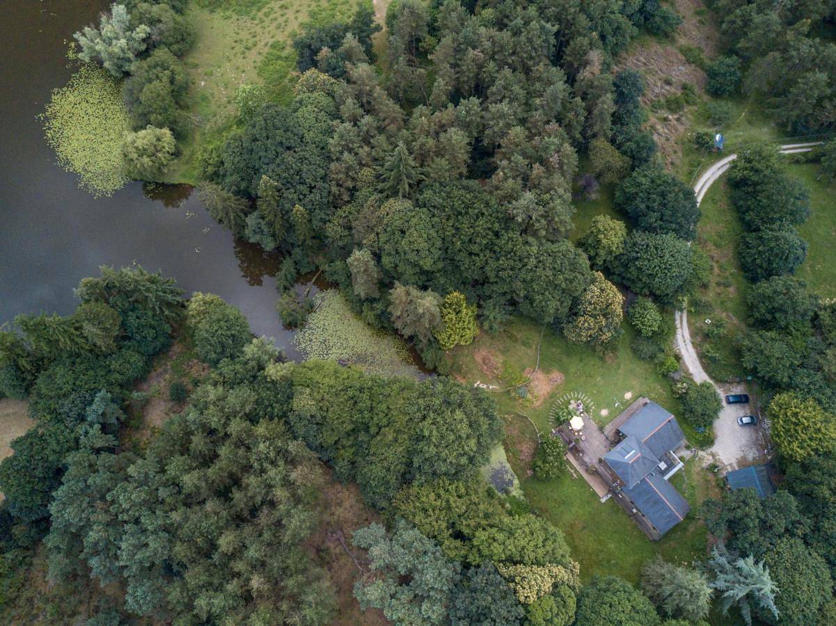Double Room with Lake View in Talensac, Région de Rennes