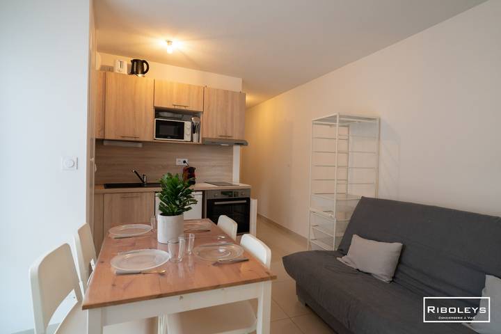 Gîte pour 5 personnes, avec balcon, adapté aux familles à Vias - 4