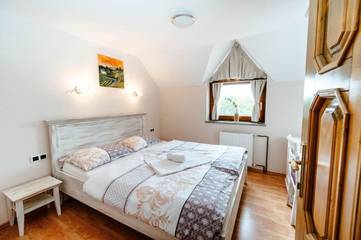 Cottage pour 2 personnes, avec vue et jardin, animaux acceptés dans Ormož