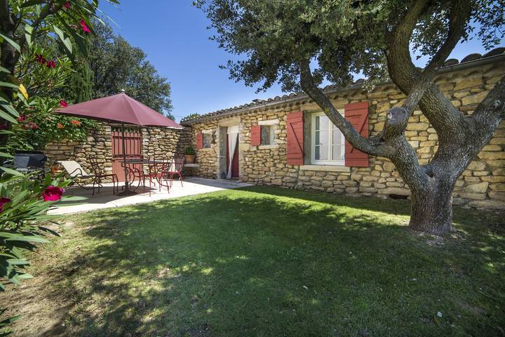 Gîte pour 2 personnes, avec piscine