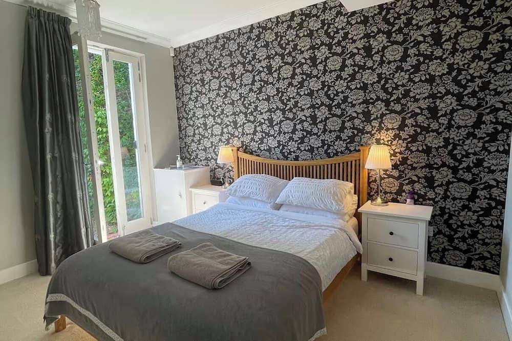 Private en-suite room, self check in (no contact) in Edinburgh, Edinburgh and Lothian