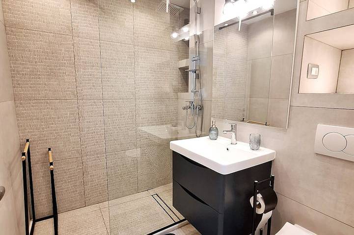 Gîte pour 4 personnes, avec balcon dans Bar - 4