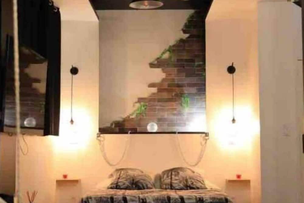 Apartamento entero, La Suite Grenoble Jacuzzi et Sauna Privatif in L'Isère, Isère