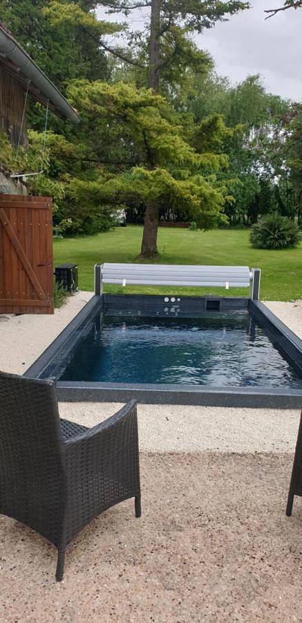 Gîte pour 2 personnes, avec piscine ainsi que jardin et vue à Saint-Paul-Lizonne - 2