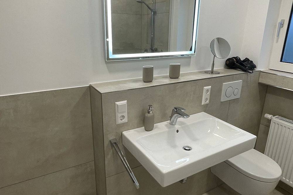 Geheel appartement, Neue Ferienwohnung, Sehr Modern, Ruhig Gelegen, Grosse Terrasse, Viel Komfort! in Boppard, Mittelrhein