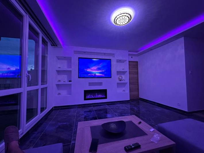 Appartement de vacances pour 2 personnes, avec Balcon et Jacuzzi ainsi que Terrasse et Jardin