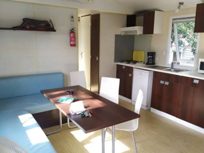 Mobil home pour 5 personnes, avec piscine et terrasse à Laurens - 3