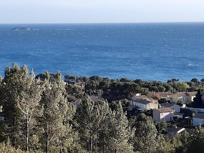 Ferienwohnung für 2 Personen, mit Terrasse und Ausblick in Bandol - 3