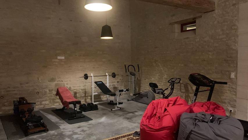 Gîte pour 8 personnes, avec piscine et jardin ainsi que sauna et jacuzzi dans Ponts sur Seulles - 4