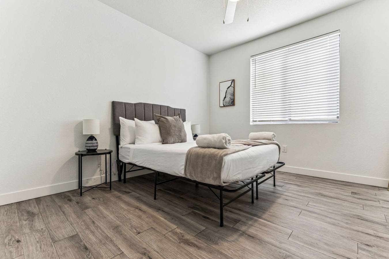 Ganze Wohnung, Cozysuites Glendale by the stadium w pool 27 in Glendale, Maricopa County