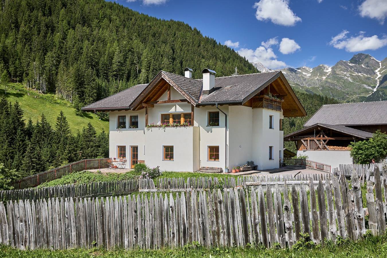 Ganzes Studio, Einzimmerwohnung "Jaufenspitze Blasighof" mit Bergblick, Wlan und Garten in Bichl (Ratschings), Ratschings