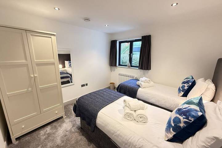 Fisher's View - a stunning lodge on Tregenna Castle resort grounds in St. Ives, Cornwall