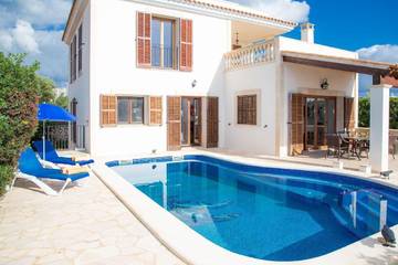 Finca für 6 Personen, mit Garten und Terrasse in Cala Mondrago